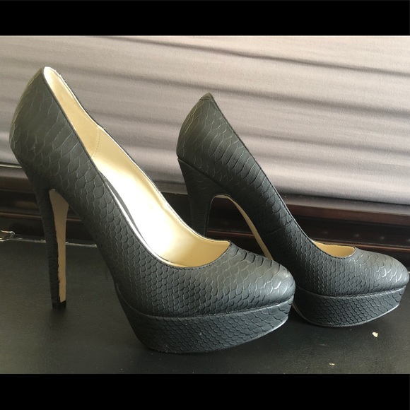 ALDO HEELS - Picture 3 of 4